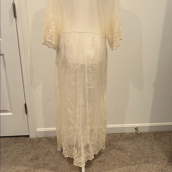 Zara Women’s Cream Lace Mesh Only, Size Medium - Picture 9 of 11